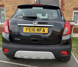 2016 Vauxhall Mokka 1.6 I Exclusiv in Black — image 3