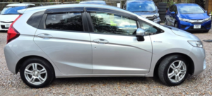 2016 Honda Fit 1.5l Hybrid- Ulez/caz Pass-Half Leather Seats- Free 24months Gold Warranty & 12months Aa Breakdown Cover in Silver — image 3