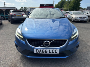 2016 Volvo V40 1.5 T2 R-Design Auto Euro 6 (s/s) 5dr in Blue — image 2