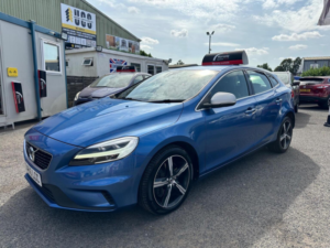 2016 Volvo V40 1.5 T2 R-Design Auto Euro 6 (s/s) 5dr in Blue — image 3
