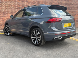 2022 Volkswagen Tiguan 1.4 Tsi 13kwh R-Line DSG Euro 6 (s/s) 5dr in Grey — image 4