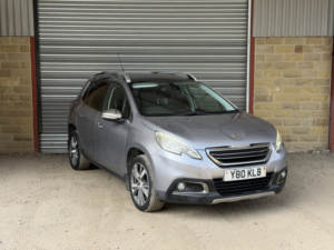 2014 Peugeot 2008 1.6 E-Hdi Feline in Grey — image 3