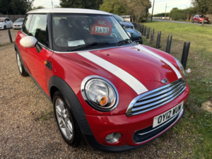 2012 MINI Hatch 1.6 Cooper Hatch in Red — image 2