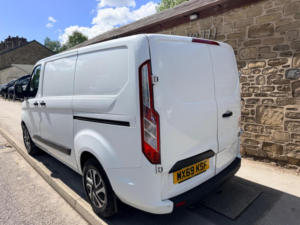 2019 Ford Transit Custom 2.0 320 Ecoblue Trend L1 H1 Euro 6 (s/s) 5dr in White — image 2