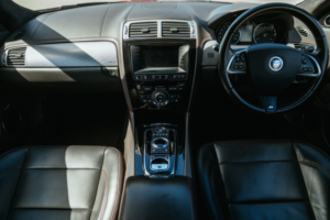 2012 Jaguar Xkr 5.0 V8 Coupe 2dr Petrol Auto Euro 5 (510 Ps) in Red — image 2
