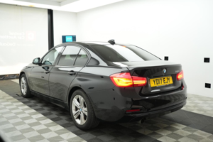 2017 BMW 3 Series 1.5 318i Sport Euro 6 (s/s) 4dr in Black — image 5