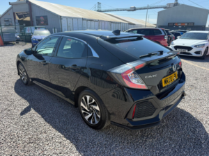 2020 Honda Civic 1.0 Vtec Turbo Se Hatchback 5dr Petrol Manual Euro 6 (s/s) (126 Ps) in Black — image 6