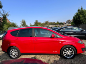 2013 SEAT Altea Xl 1.6 Tdi Cr Se Copa in Red — image 2