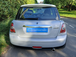2009 MINI Hatch 1.6 Cooper Camden Hatchback 3dr Petrol Manual Euro 4 (120 Ps) in Silver — image 6