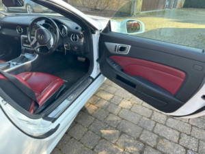 2013 Mercedes-Benz Slk 2.1 Slk250 Cdi Amg Sport in White — image 5