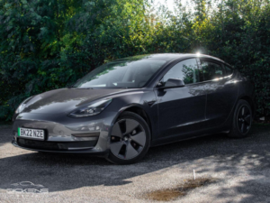 2022 Tesla Model 3 Standard Range Plus Auto Rwd 4dr in Grey — image 3