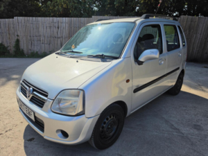 2007 Vauxhall Agila 1.2i Enjoy 5dr in Silver — image 3