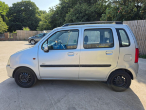 2007 Vauxhall Agila 1.2i Enjoy 5dr in Silver — image 5
