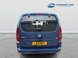2021 Vauxhall Combo Life 7seater Elite Extra Long S/s in Blue — image 6