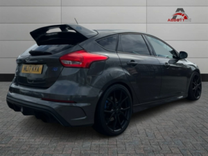 2017 Ford Focus 2.3 T Ecoboost Rs in Grey — image 2
