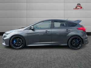 2017 Ford Focus 2.3 T Ecoboost Rs in Grey — image 6