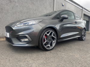 2019 Ford Fiesta 1.5 T Ecoboost St-3 in Grey — image 5