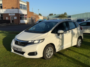 2018 Honda Jazz 1.3 I-Vtec Se Hatchback 5dr Petrol Manual Euro 6 (s/s) (102 Ps) in White — image 4