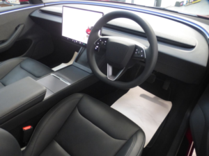 2024 Tesla Model 3 Saloon 4dr Electric Auto Rwd (208 Ps) in Red — image 3