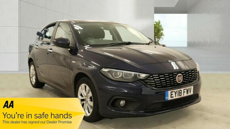 2018 Fiat Tipo 1.4 Mpi Easy Plus Euro 6 5dr in Blue — image 1
