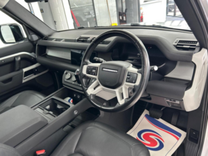 2022 Land Rover Defender 110 3.0 D250 Mhev Xs Edition Auto 4WD Euro 6 (s/s) 5dr in Silver — image 6