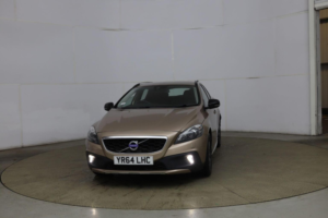 2014 Volvo V40 Cross Country 1.6 D2 Lux Powershift Euro 5 (s/s) 5dr in Bronze — image 2