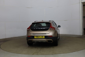 2014 Volvo V40 Cross Country 1.6 D2 Lux Powershift Euro 5 (s/s) 5dr in Bronze — image 4