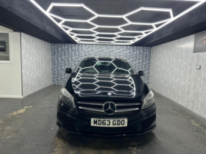 2014 Mercedes-Benz A Class 1.5 A180 Cdi Amg Sport Euro 5 (s/s) 5dr in Black — image 2