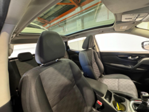 2016 Nissan Qashqai 1.6 Dci N-Connecta 2WD Euro 6 (s/s) 5dr in Silver — image 4
