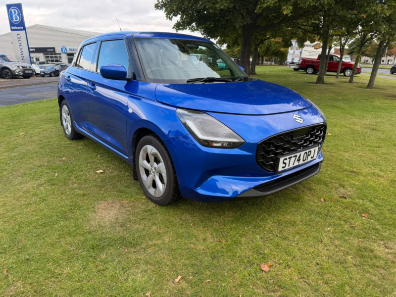 2024 Suzuki Swift 1.2 Mhev Motion Hatchback 5dr Petrol Hybrid Manual Euro 6 (s/s) (82 Ps) in Blue — image 1
