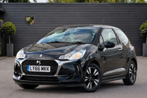 2016 Ds Automobiles Ds 3 1.2 Puretech Chic Euro 6 3dr in Black — image 3