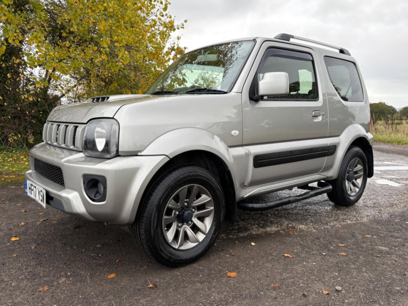 2017 Suzuki Jimny 1.3 Vvt Sz4 4WD Euro 6 3dr in Silver — image 1