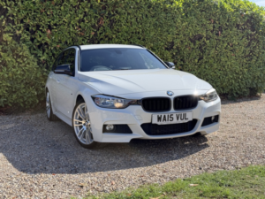 2015 BMW 3 Series 2.0 318d M Sport Touring in White — image 2