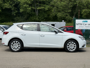 2013 SEAT Leon 2.0 Tdi Cr Se in White — image 4