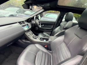 2018 Land Rover Range Rover Evoque Td4 Hse Dynamic in Black — image 3