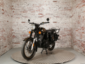 2022 Royal Enfield Bullet Classic in Black — image 5