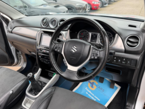 2017 Suzuki Vitara 1.6 Sz5 Euro 6 (s/s) 5dr in Silver — image 3