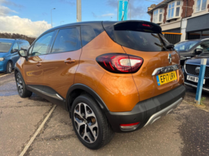 2017 Renault Captur 0.9 Tce Energy Dynamique S Nav Euro 6 (s/s) 5dr in Orange — image 3