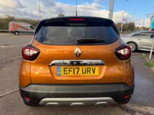 2017 Renault Captur 0.9 Tce Energy Dynamique S Nav Euro 6 (s/s) 5dr in Orange — image 4