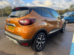 2017 Renault Captur 0.9 Tce Energy Dynamique S Nav Euro 6 (s/s) 5dr in Orange — image 5