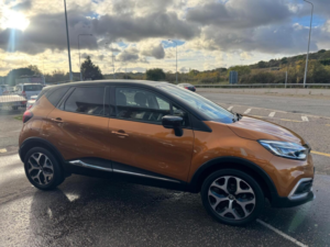 2017 Renault Captur 0.9 Tce Energy Dynamique S Nav Euro 6 (s/s) 5dr in Orange — image 6