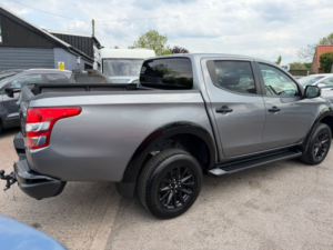 2019 Mitsubishi L200 2.4 Di-D Dc Challenger Pickup Double Cab 4dr Diesel Auto 4WD Euro 6 (181 Ps) in Grey — image 6