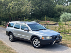 2007 Volvo Xc70 2.4 D5 Se Lux Estate 5dr Diesel Geartronic AWD (224 G/km, 182 Bhp) in Silver — image 5