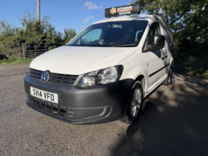 2014 Volkswagen Caddy 1.6 Tdi Bluemotion Tech C20 Startline in White — image 4