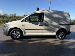 2014 Volkswagen Caddy 1.6 Tdi Bluemotion Tech C20 Startline in White — image 6