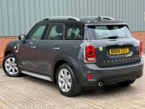 2018 MINI Countryman 1.5 7.6kwh Cooper Se Auto All4 Euro 6 (s/s) 5dr in Grey — image 6