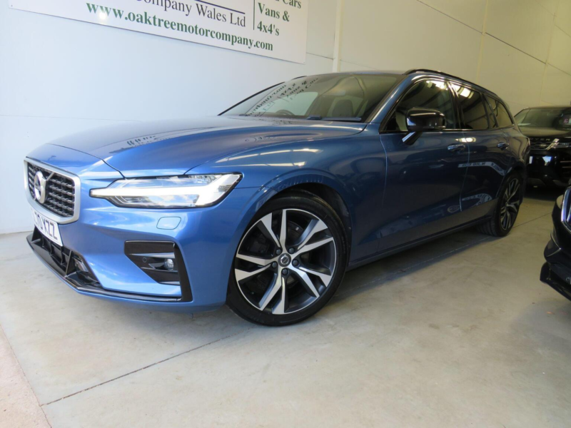 2020 Volvo V60 2.0 D4 R-Design Auto Euro 6 (s/s) 5dr in Blue — image 1