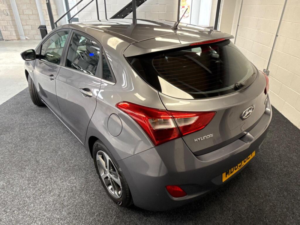 2015 Hyundai I30 1.6 Crdi Blue Drive Se Dct Euro 6 (s/s) 5dr — image 2