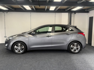 2015 Hyundai I30 1.6 Crdi Blue Drive Se Dct Euro 6 (s/s) 5dr — image 3