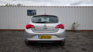 2014 Vauxhall Astra 1.4 16v Design in Silver — image 3